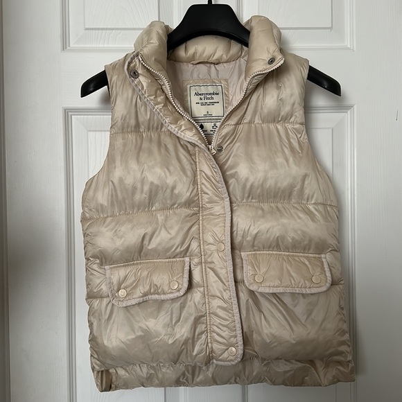 Abercrombie and Fitch Vest - Picture 6 of 6